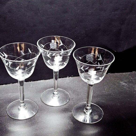 3 Vintage Floral Cocktail Glasses 5" etched Crystal coupe nostalgia Nick Nora - Picture 4 of 8